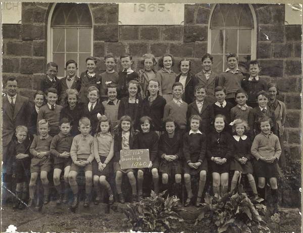 Inverleigh school 1940 (John third from left in front row)